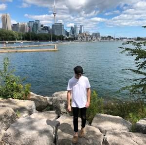 Meet your Posher, Johnny